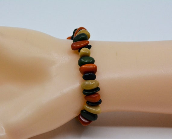 Multi color chip beaded womens bracelet - image 4