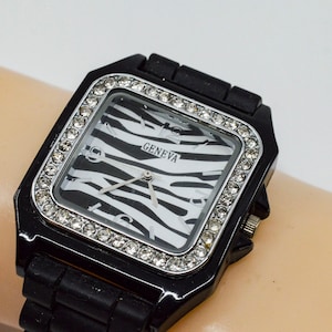 Black tone womens fashion watch