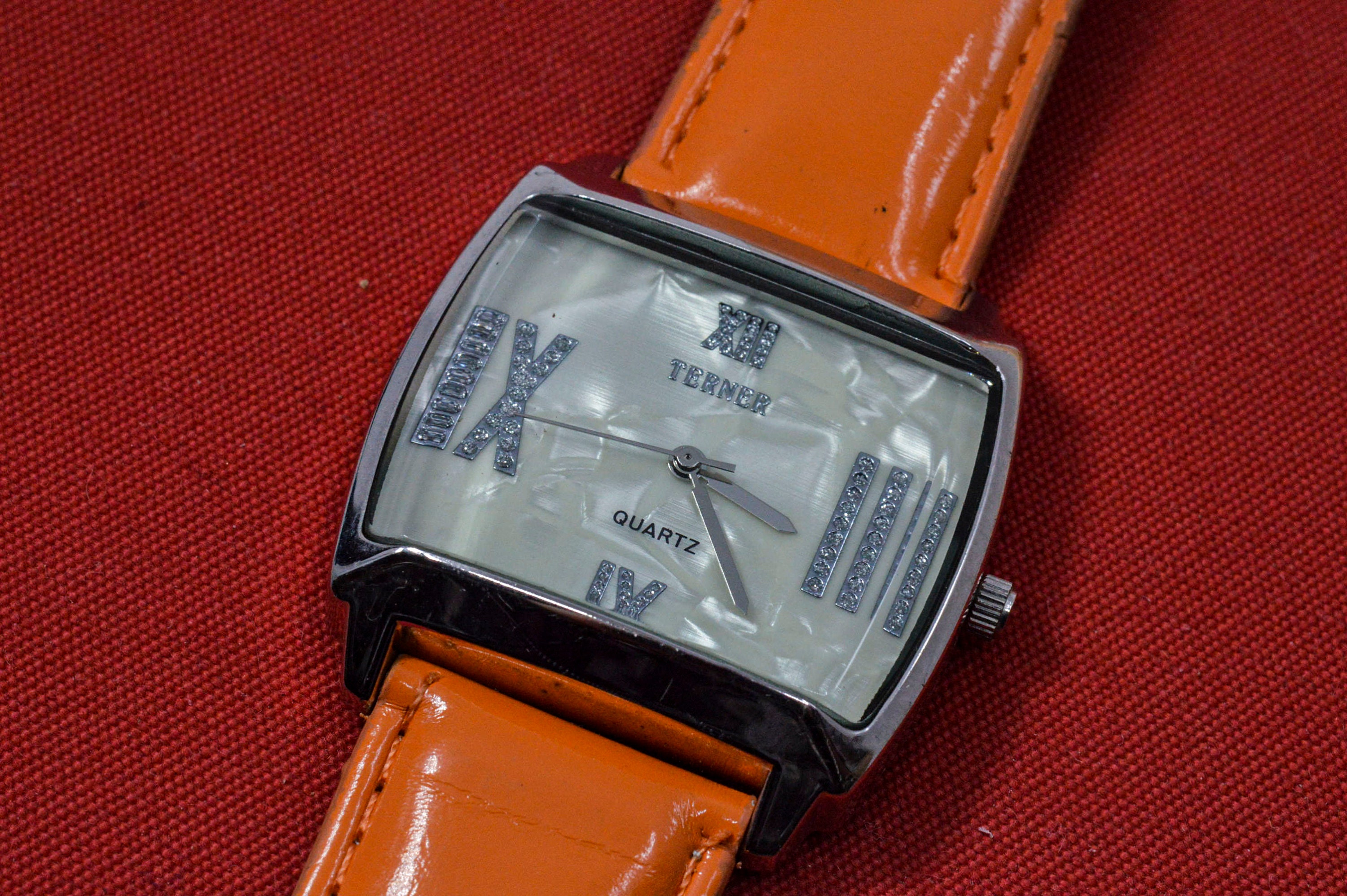 Terner Quartz Orange Watch Orange White - cortebert1790 main image 3