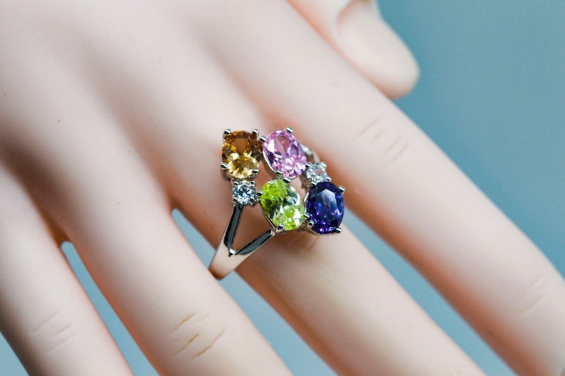 Size 7 12 Silver tone with multi color crystals womens ring 8 14