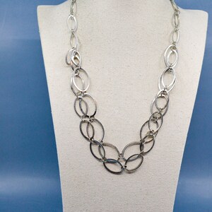 Silver tone, womens fashion necklace
