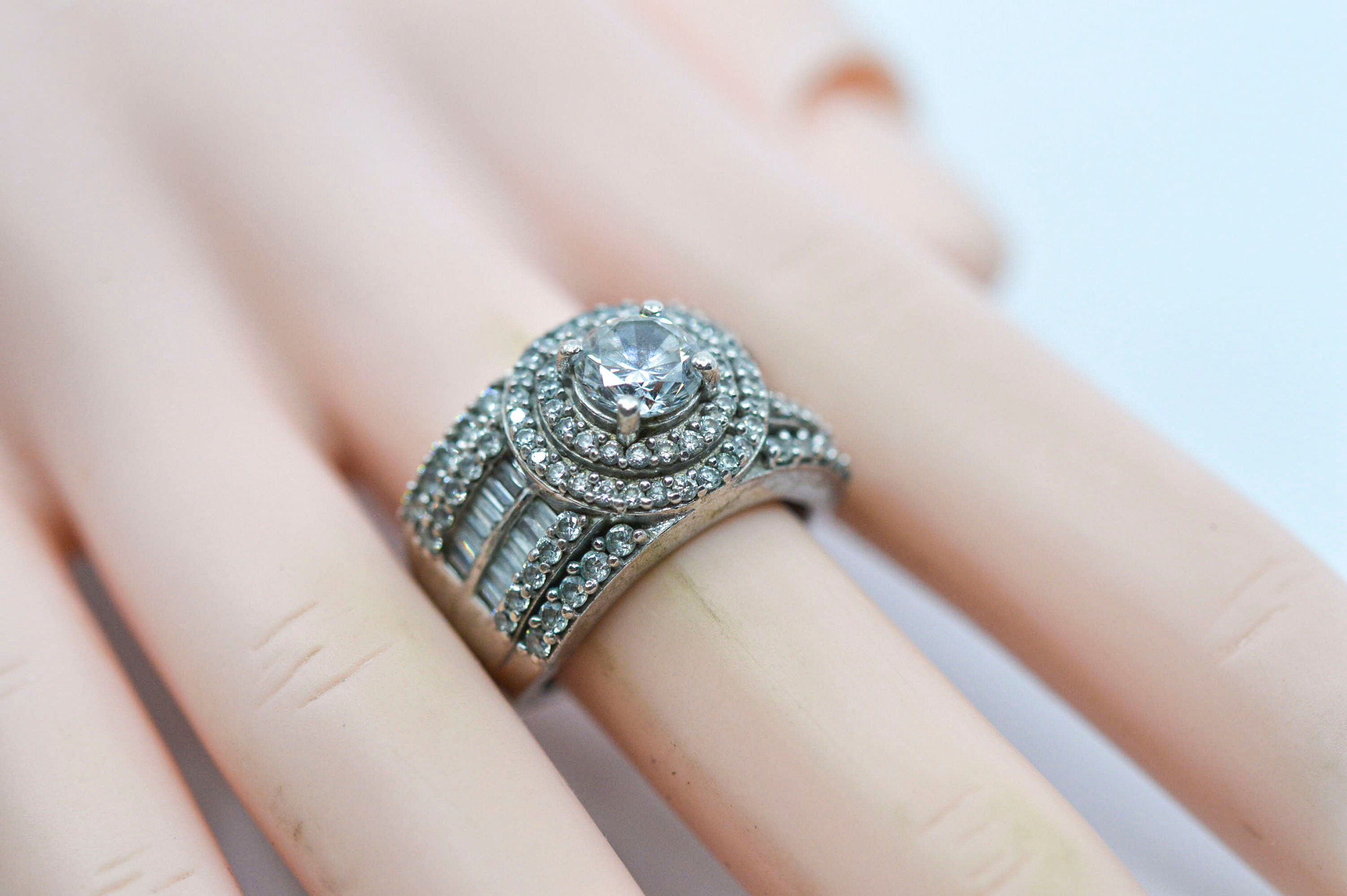 韓国発【TATIANA】(SILVER925) Glitter Draw Ball Ring 타티아나 주얼리 - (SILVER925) Glitter Draw Ball Ring CR1813