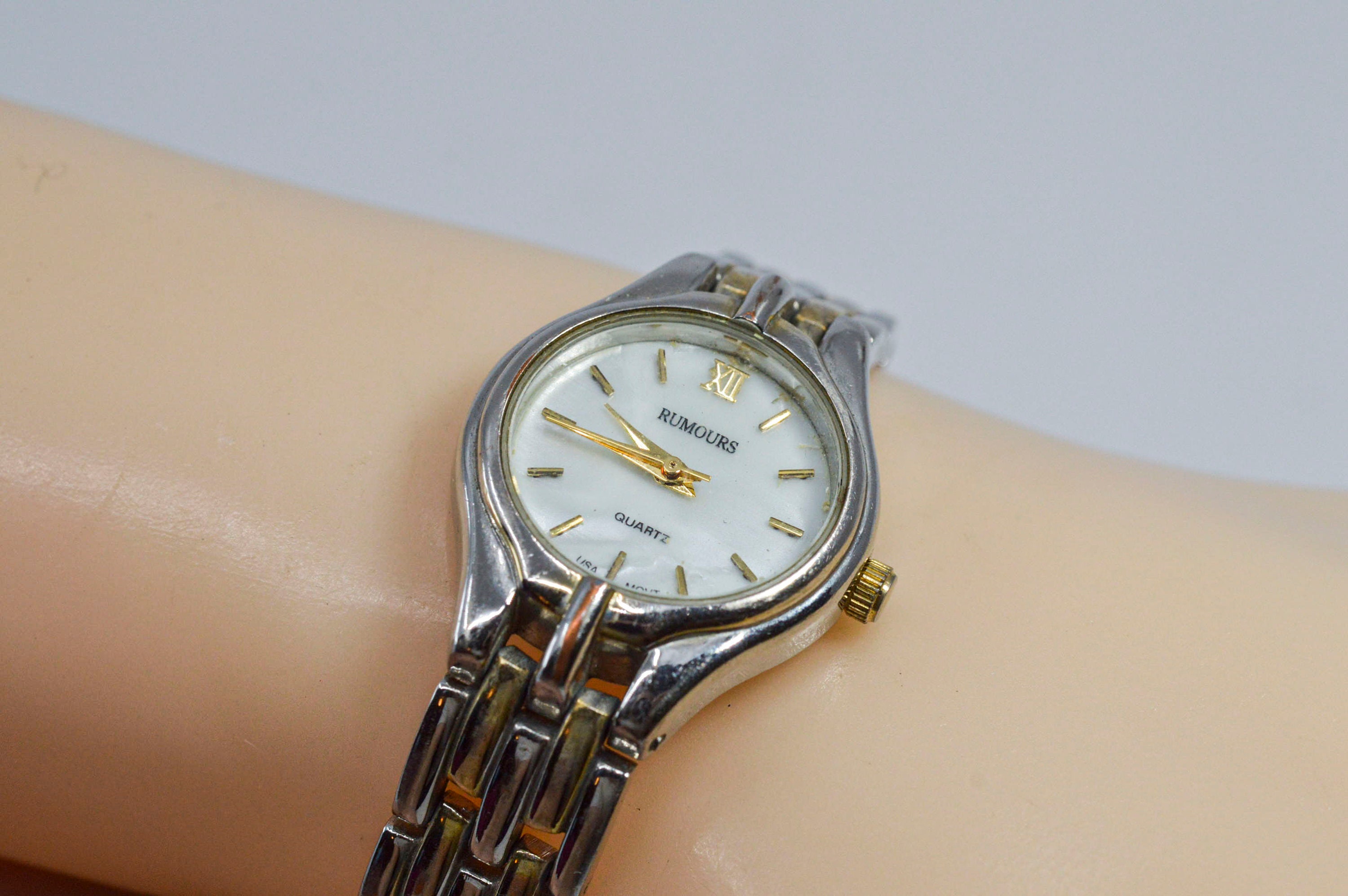 Silver Tone With Mop Dial Womens Fashion Wrist Watch - Etsy display picture 3