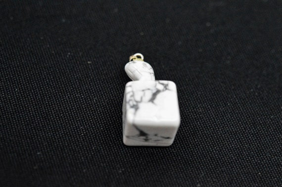 Carved stone , Asian perfume bottle pendant - image 1