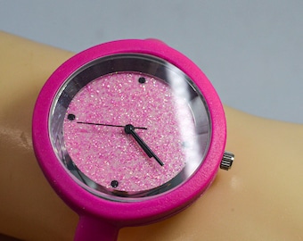 Pink tone womens fashiopn wrist watch