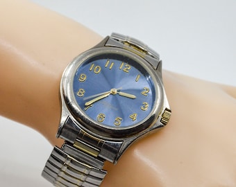 Silver tone with blue dial mens watch on stretch bracelet