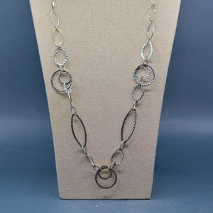 Silver tone, women&#39;s necklace