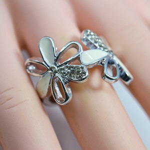 Silver toe with crystals womens fashion ring,size 9