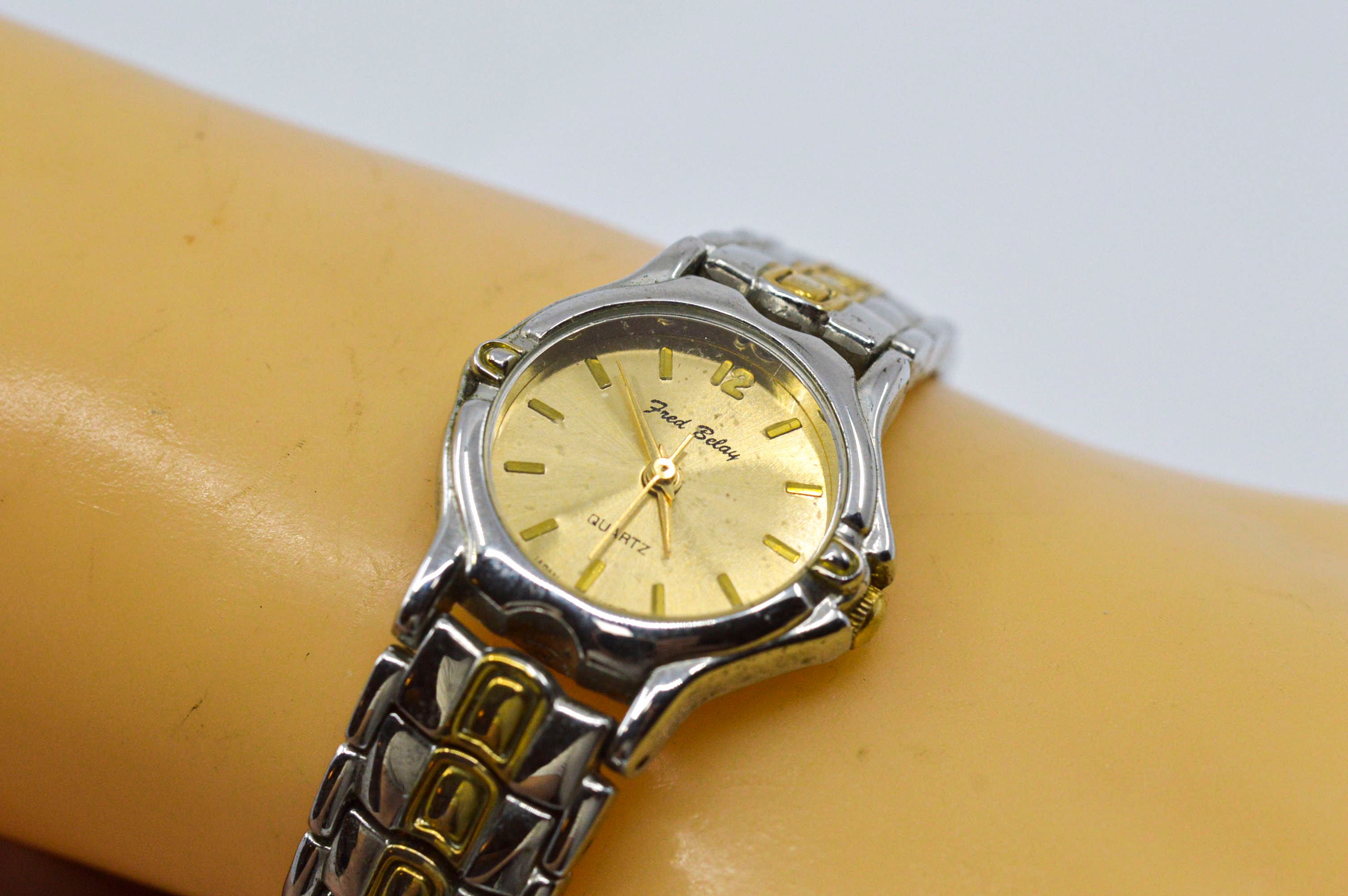 Womens Vintage Watch Bundle Ladies Silver Tone Gold Tone Quartz Classy Ladylike Vintage Two Tone Womens Watch - Etsy main image 3