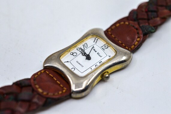 Silver tone with white dial, womenss watch - image 3