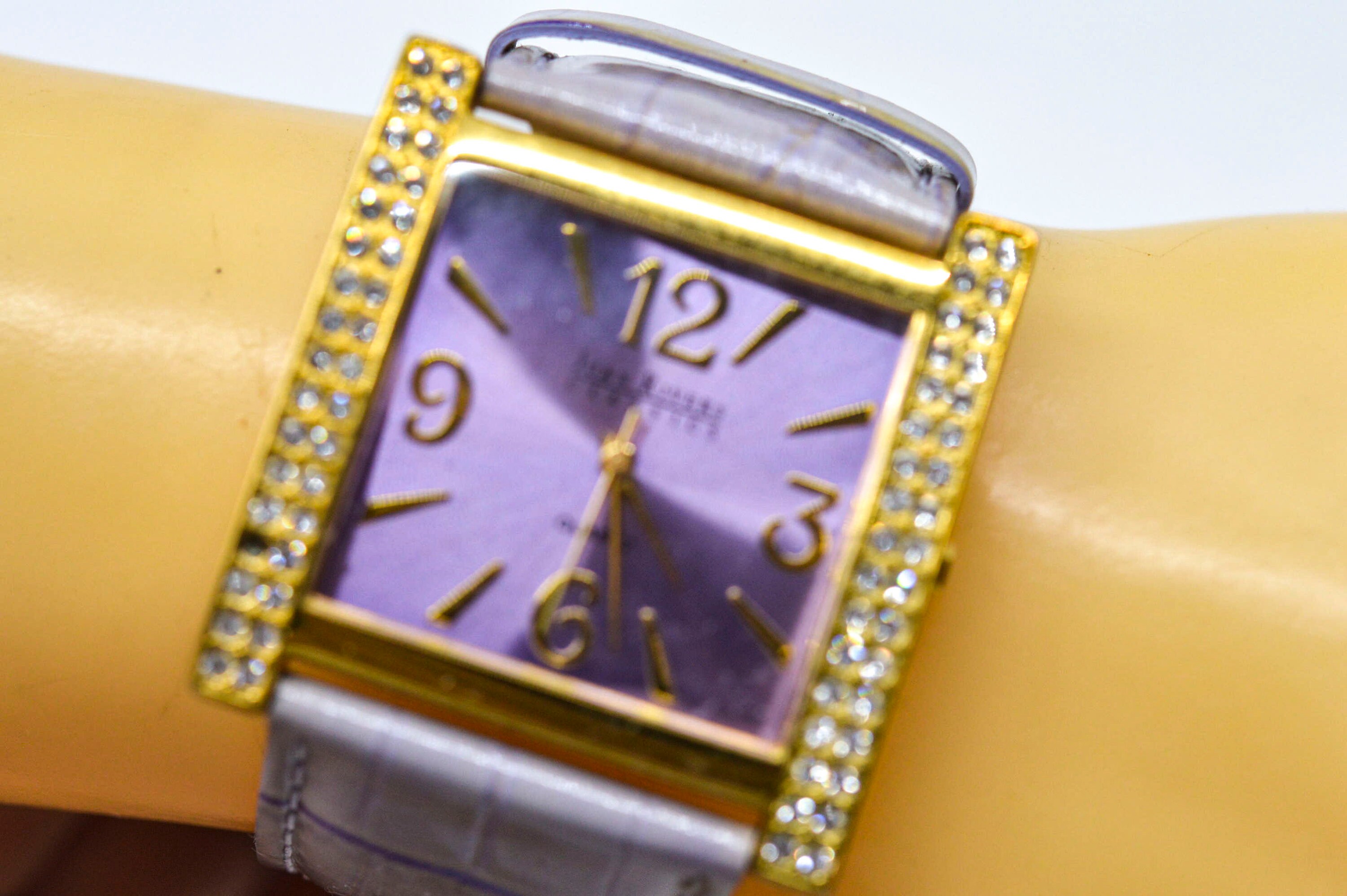 Joan Rivers Gold-Tone Women\'s Bracelet Watch Joan Rivers Gold Pave Crystal Quartz Watch & Reversible  main image 4