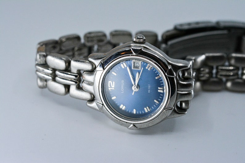 lorus blue dial watch