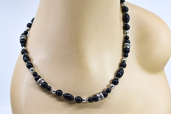 Black and silver tone womens , fashion , beaded ,… - image 1