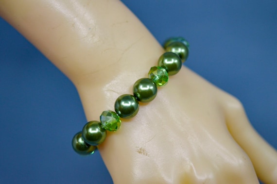 Green tone, womens beaded, stretch bracelet - image 1