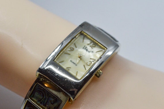 Gold tone with mop on dial and bracelet womens cu… - image 1
