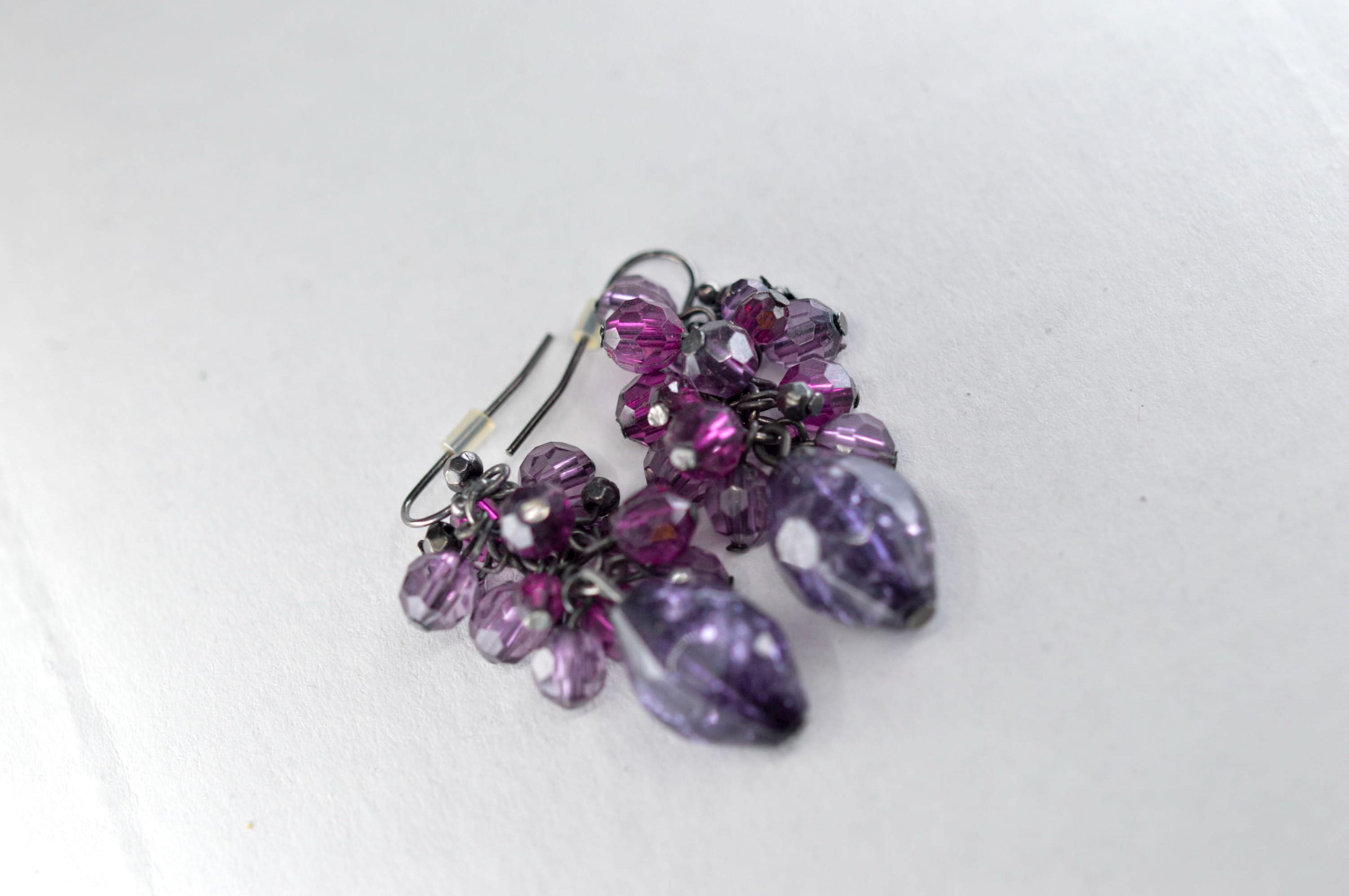 Purple tone, women's pair earrings
