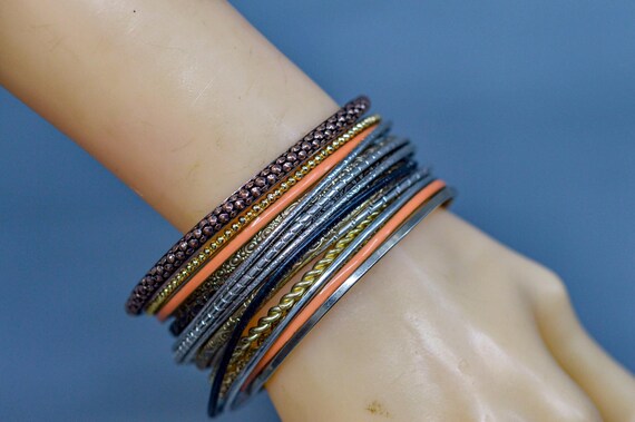 Multi tone, women's bangle bracelets - image 4