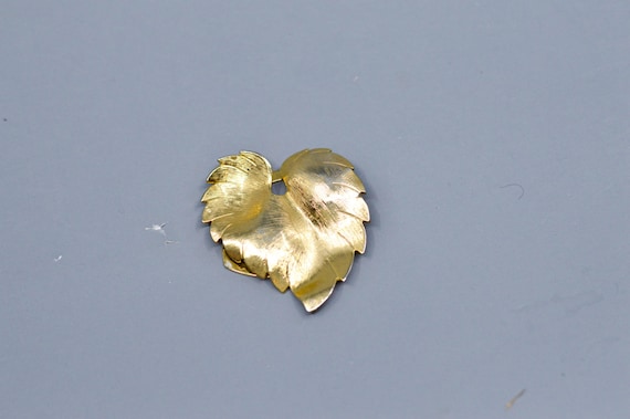 Lieb ,gold tone, women's scarf clip
