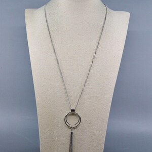 Silver tone, women&#39;s fashion necklace