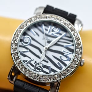 Black and white tone , womens fashion watch