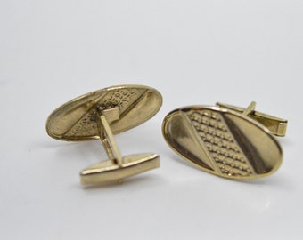 Pair gold tone mens vintage cuff links