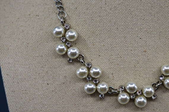 Silver tone with faux pearl beads, womens fashion… - image 2