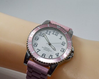 Pink tone with white dial womens wrist watch
