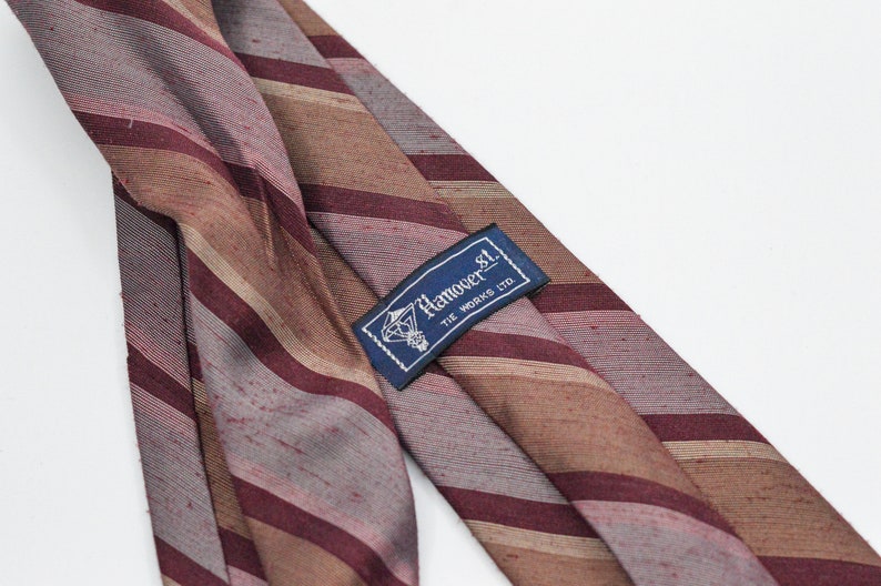 Hanover red tone mens necktie