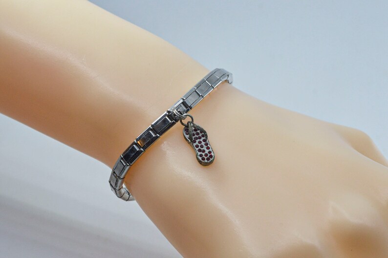 Silver tone womens stretch bracelet
