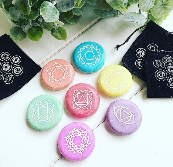 CHAKRA MEDITATION Engraved STONES Medallions HEALING Crystals REIKI YOGA Gift