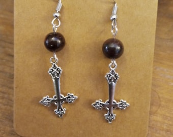 Orecchini Uomo/Goth Goccia Croce Invertita Satanica E Sigillo Di Lucifero &ndash; Acciaio Inox, Stile 80s