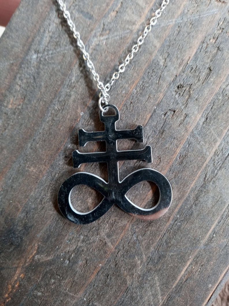 Croix Léviathan en argent sterling, collier croix Léviathan en or, porte-clés, croix de Satan, collier ou porte-clés symbole de Satan, bijoux sataniques image 1