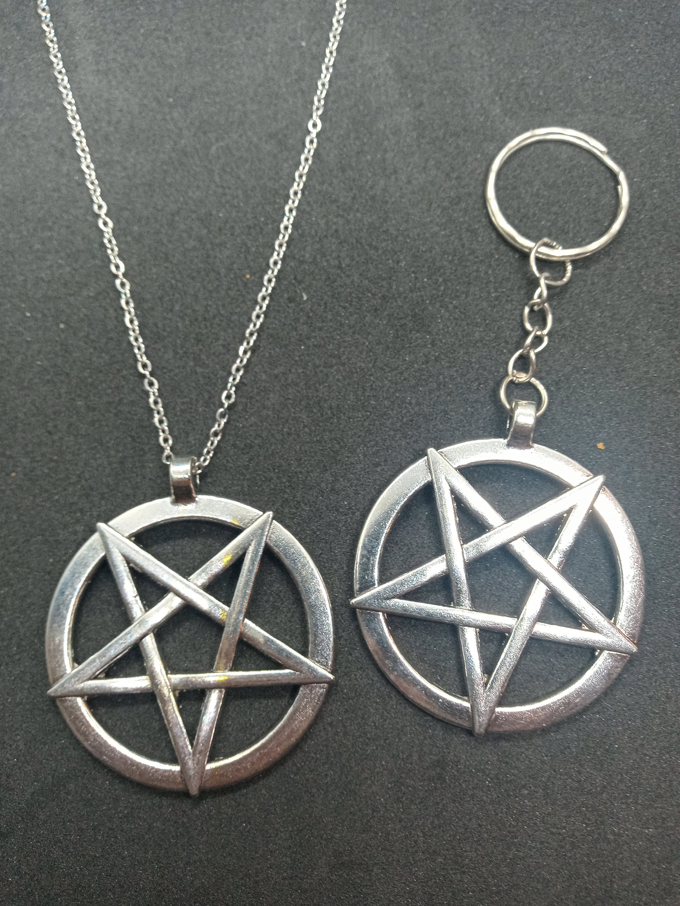 Collana con cristogramma, gioiello con segno del monogramma di Cristo, Chi Rho XP, croce di Costantino, simbolo religioso, monogramma IX, Alfa e Omega, cristiano - Italia