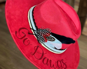 Georgia Bulldogs Cowgirl Hat - Custom hand-burned college game day wide brimmed western Cowboy hat