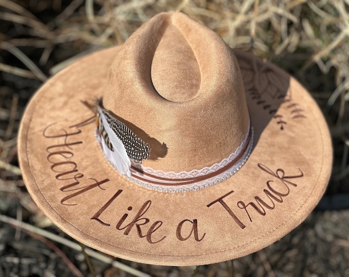 Lainey Wilson - Heart Like a Truck - Wide Brimmed Cowgirl Hat