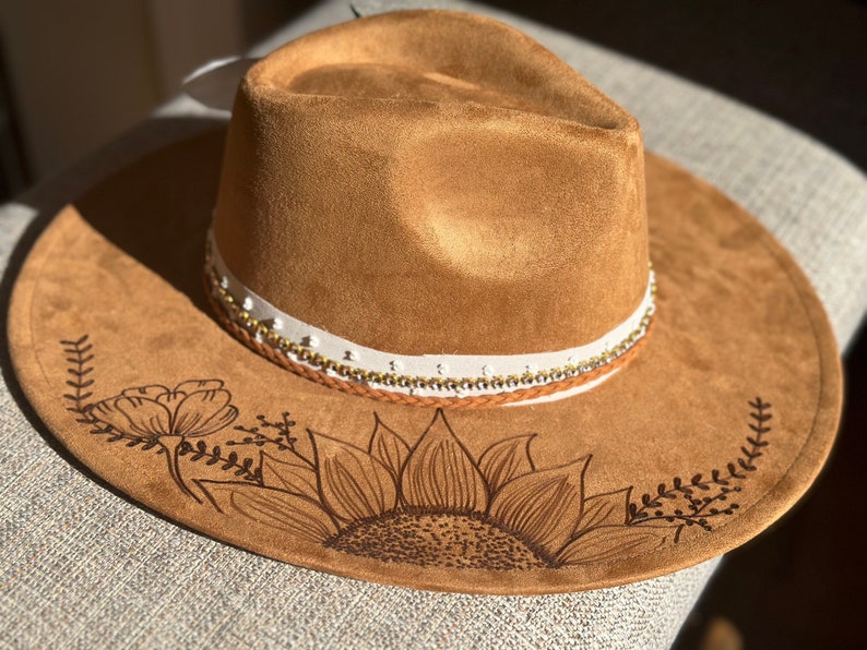 Wedding Custom hand burned wide brimmed cowgirl hat image 3