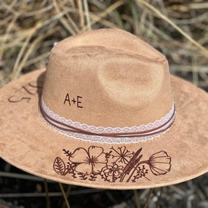 Wedding Custom hand burned wide brimmed cowgirl hat image 4