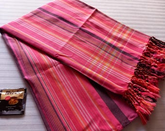 Tanzaniaanse kikoy roze gestreept, Afrikaanse kikoi roze, katoenen pareo, Afrikaanse sarong, Afrikaanse kikoy gestreept, Afrikaanse kikoydoek, kikoy