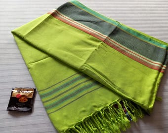Afrikaanse kikoy groen, Afrikaanse kikoi, katoenen pareo, Afrikaanse sarong, Tanzaniaanse kikoy, Afrikaanse kikoydoek