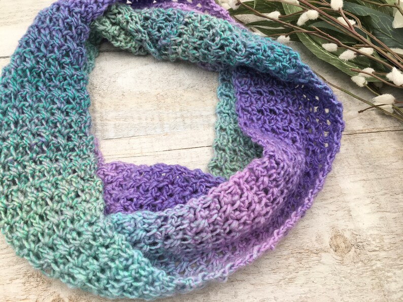 Everlasting Infinity Scarf Crochet PATTERN, PDF Infinity Scarf Crochet Pattern, Crochet Scarf Pattern image 7