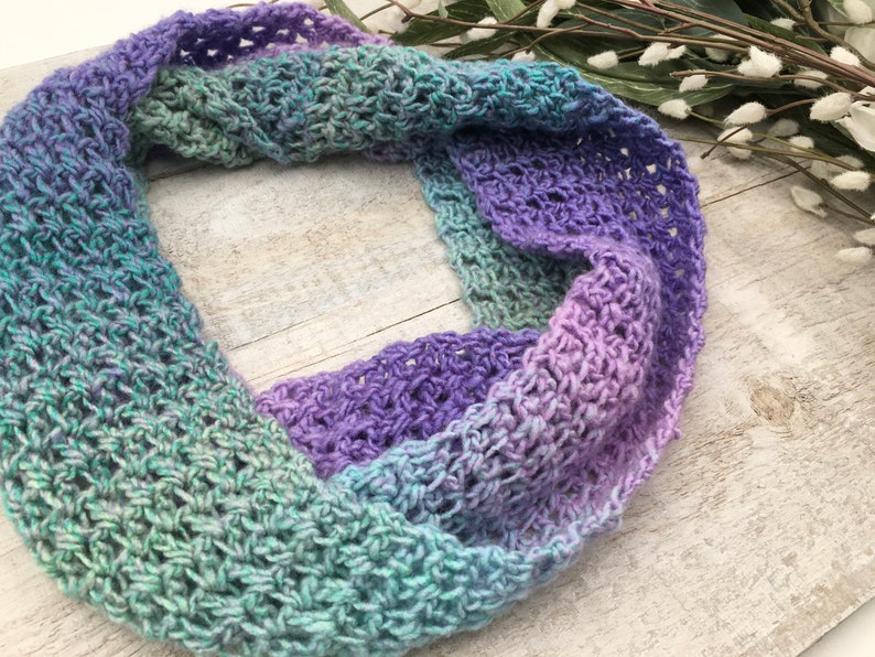 Everlasting Infinity Scarf Crochet PATTERN, PDF Infinity Scarf Crochet Pattern, Crochet Scarf Pattern image 4