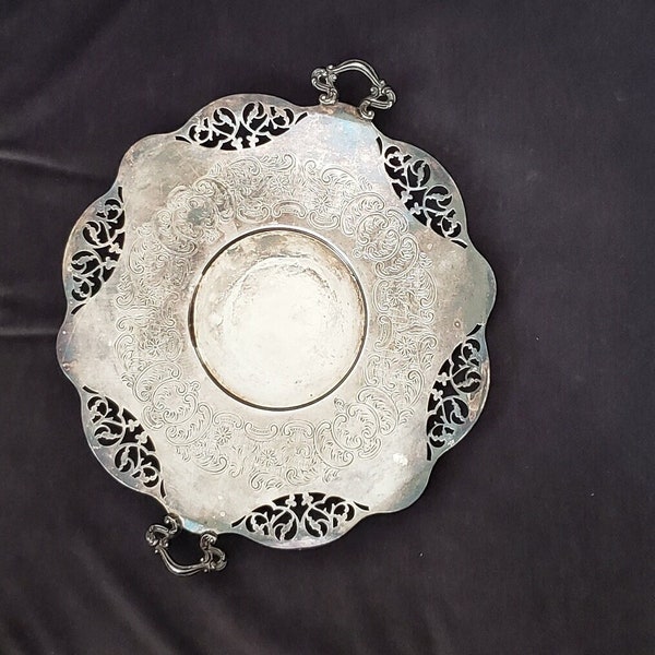 WM Rogers Silverplate lovelace , Vintage Silver plated dish with handles, silver plate embossed  handled tray with scalloped tray, 10"