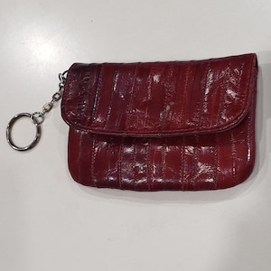 Portemonnee met bordeauxrode huid, klein dieprode portemonnee gemaakt in Korea, magnetische drukklep
