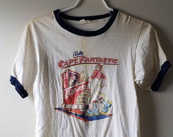 vintage Bally Capt. Fantastic, T-shirt Elton John Pinball, T-shirt ELTON JOHN Ringer taille Small 34-36, Retro Collectable ** LIRE **