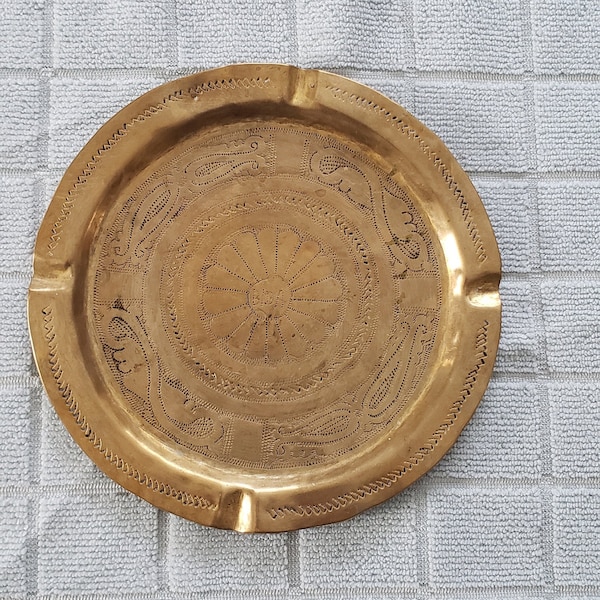 Vintage BIDA Round Brass Ashtray, Hand Hammered pattern brass plate, trinket dish or ashtray