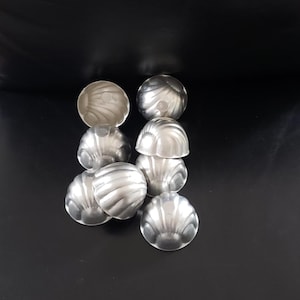 Vintage Aluminum  Baking Molds, aluminum baking Tins, Vintage Aluminum Jello Moulds, Lot of 8 Gelatin molds, Eight Mini baking tins