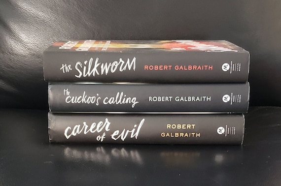 Robert Galbraith Il baco da seta, La carriera del male di Robert Galbraith, Il  richiamo del cuculo di Robert Galbraith, JK Rowling, 3 libri -  Italia