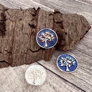 Magnetische broches met levensboommotief. Voor jassen, jacks, sjaals, omslagdoeken, hoeden en handtassen. Een leuk cadeau voor dames. Reversspeld. Clip. Speld.