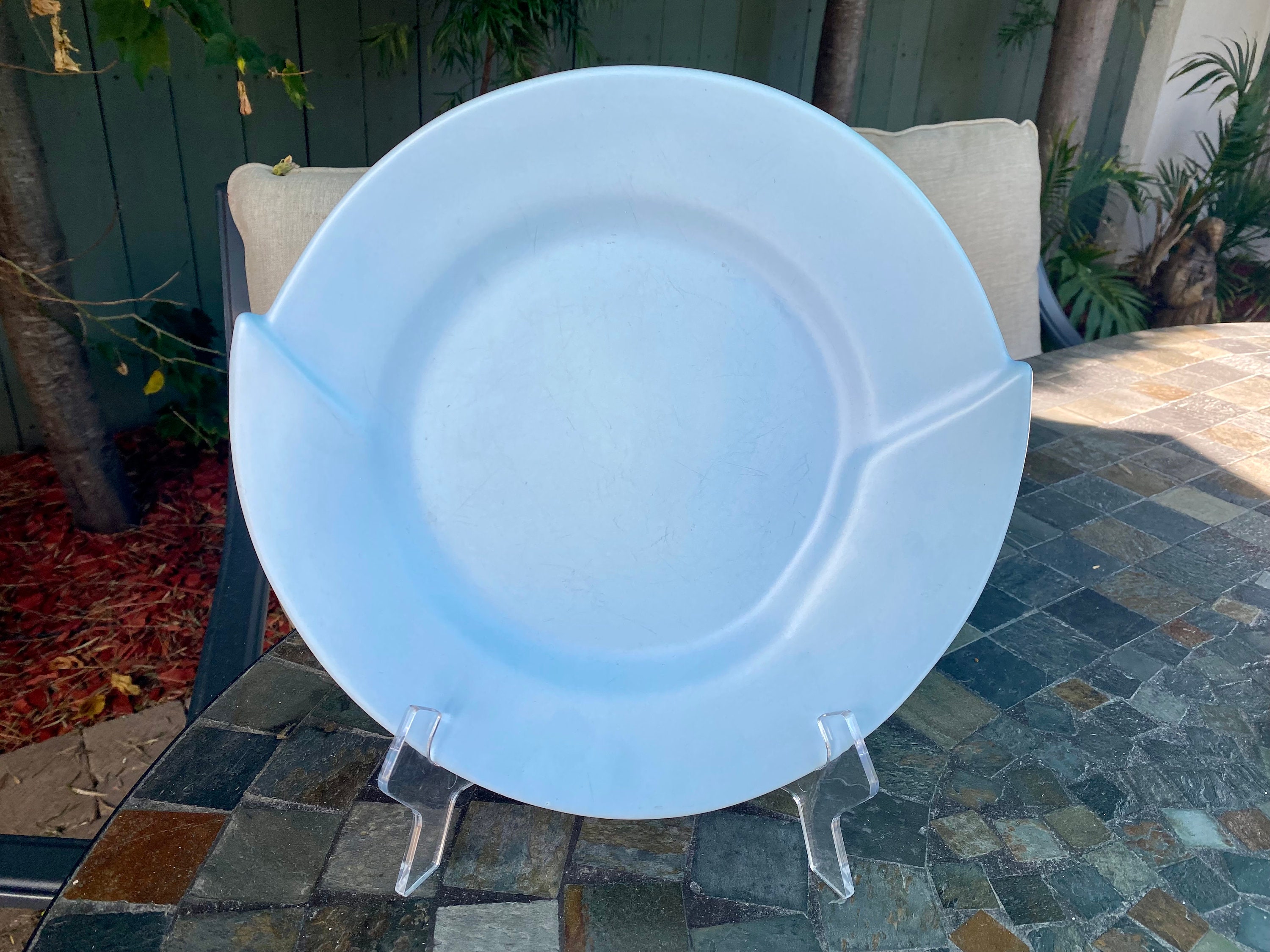 Julie Sanders Cyclamen ヴィンテージ プレート ③ Vintage Cyclamen Blue Dinner Plate (3) by Julie Sanders