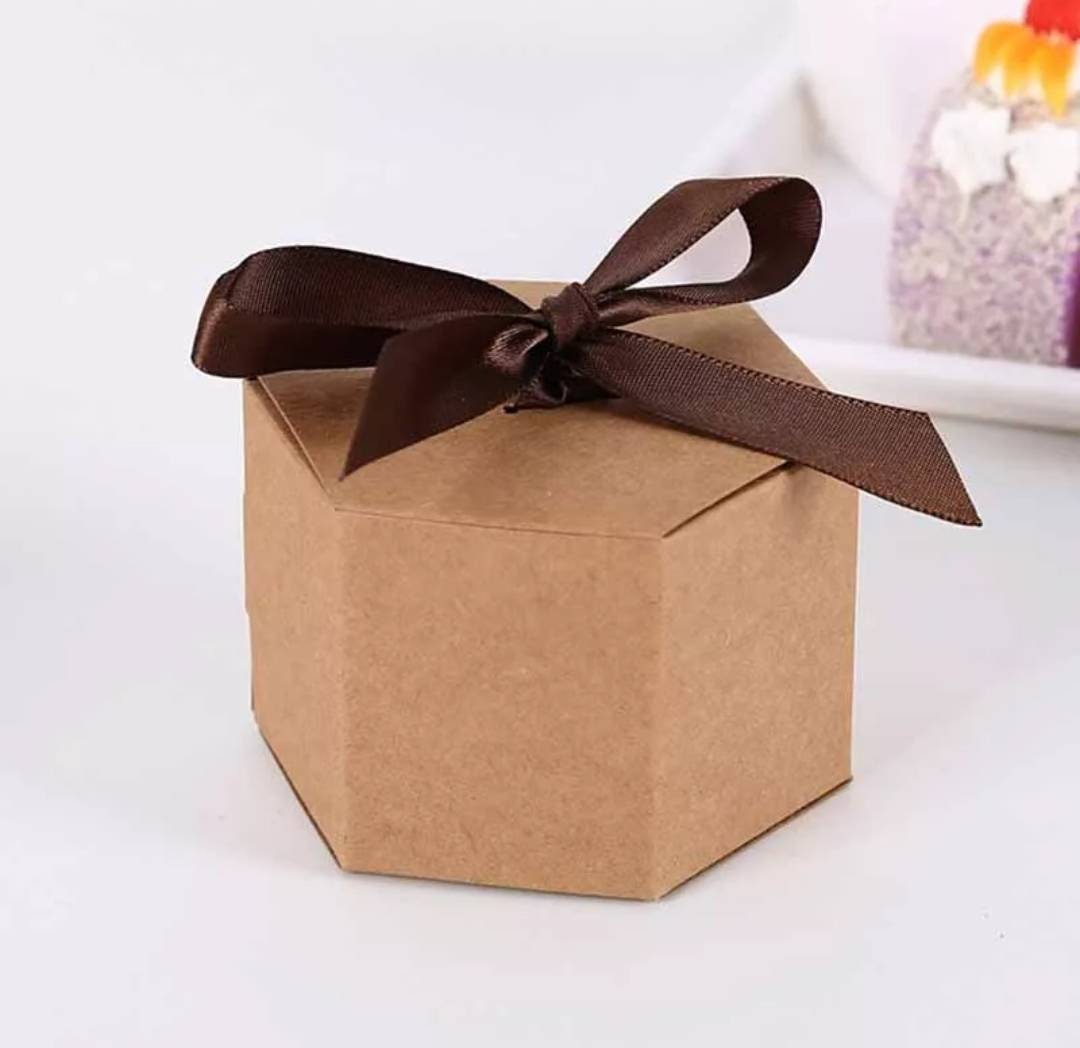 Birthdays 50 Pack Nati Brown Kraft Gift Boxes 85 * 85 * 35mm - Brown Kraft Paper Favour Gift Box Easy Assemble Presentation Favour Box Present Boxes for Parties Weddings XL 